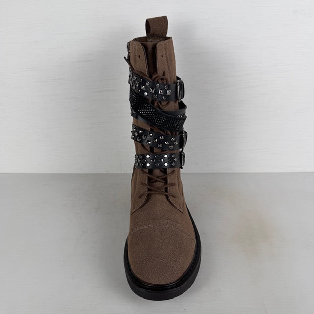 Stoere laarzen met veters en gespjes bruin