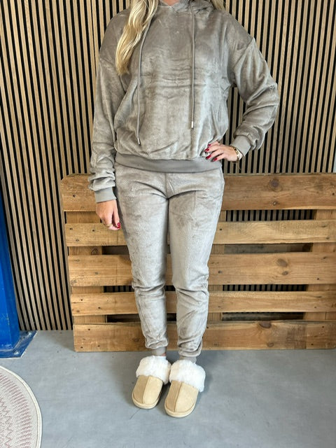 Lounge set taupe