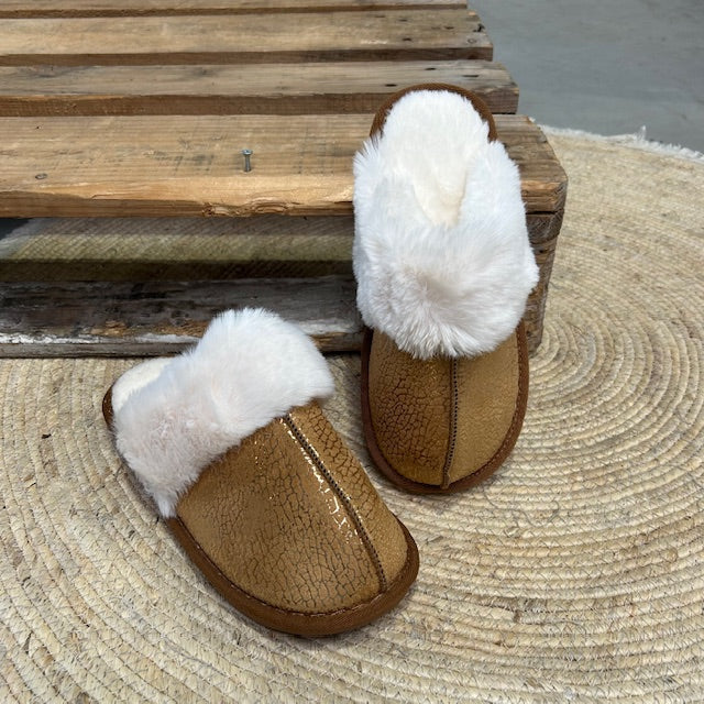 Cozy pantoffels goud
