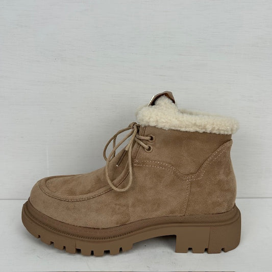 Lage boots met furry randje beige