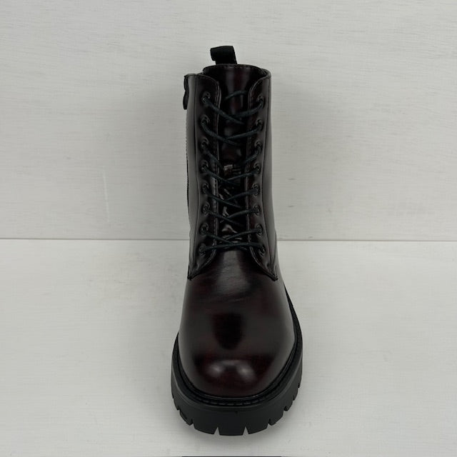 Basic veterboots met stoere zool donkerrood