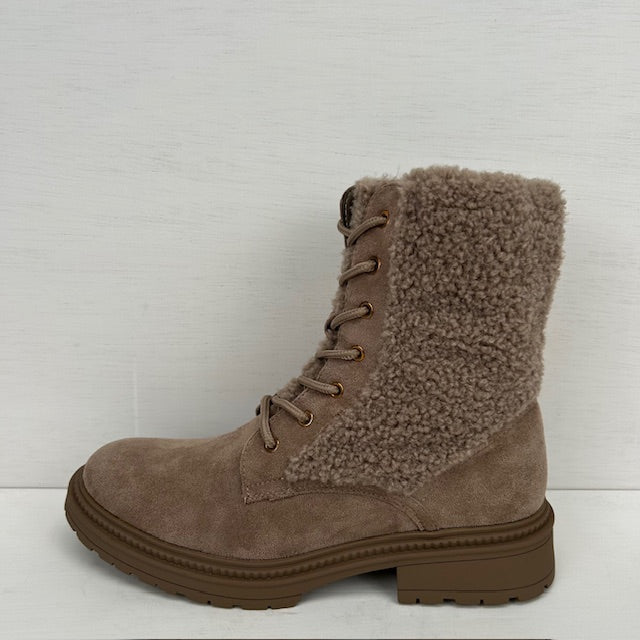 Suèdine veterboots met teddy taupe