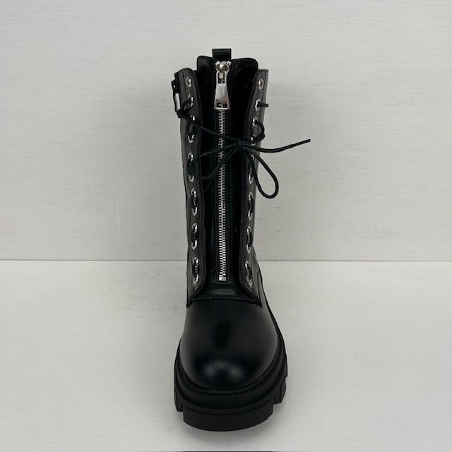 Veterboots met stoere afwerking zwart