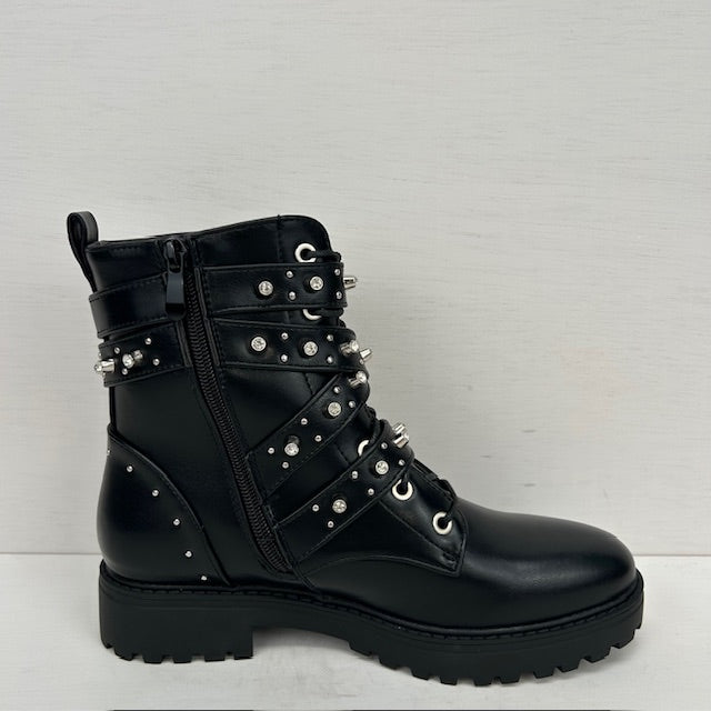 Stoere boots met studs en gespjes zwart