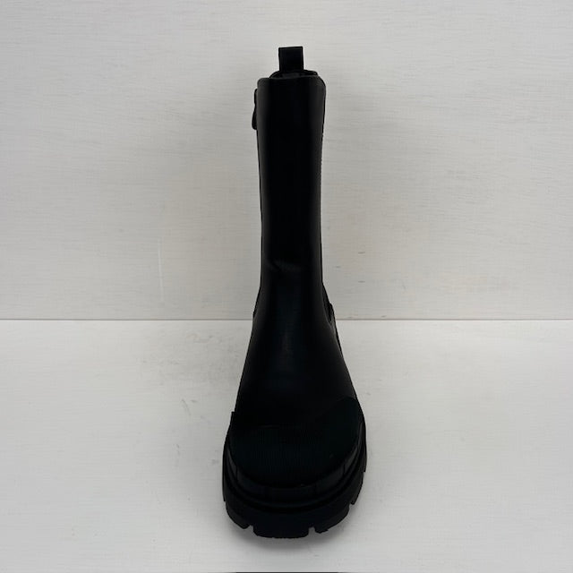Leatherlook boots met leuke afwerking zwart