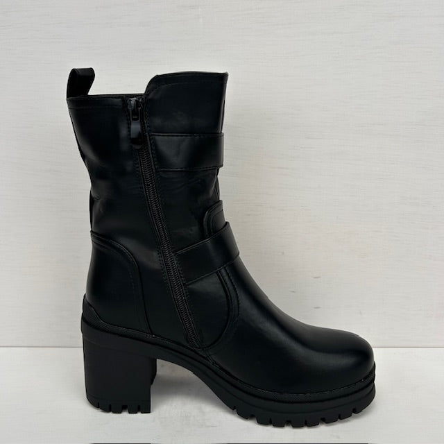 Leatherlook laarzen met stevige hak zwart