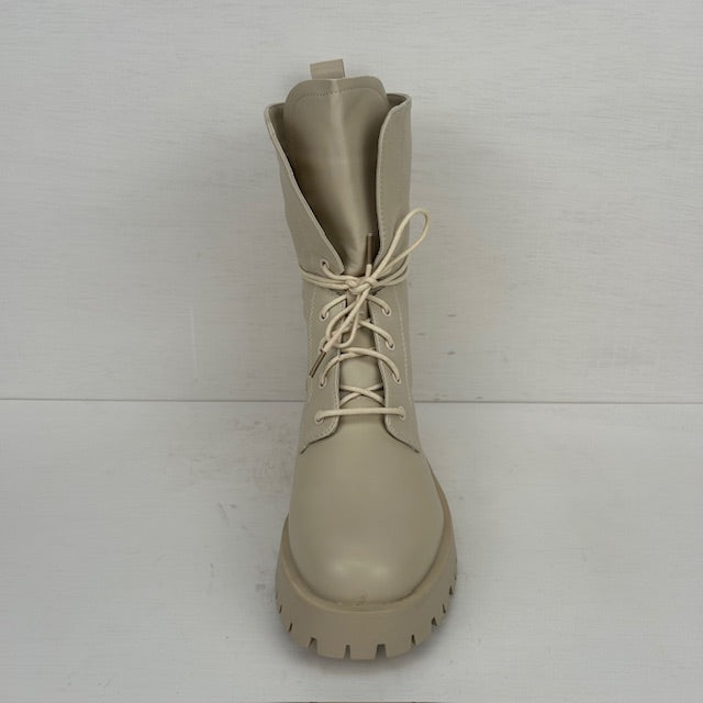Gave leatherlook veterboots beige