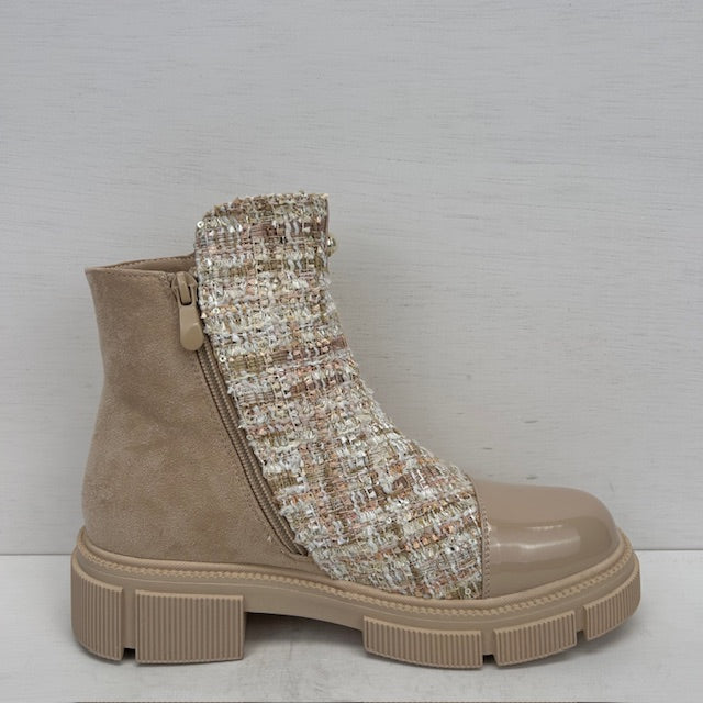 Gave boots met tweed motief beige
