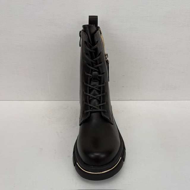 Leatherlook veterboots met leuke sierrits donkerbruin