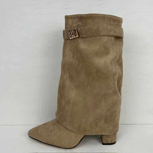 Suèdine cowboylaarzen met flap en bandje khaki