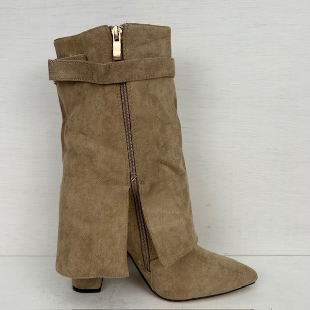 Suèdine cowboylaarzen met flap en bandje khaki