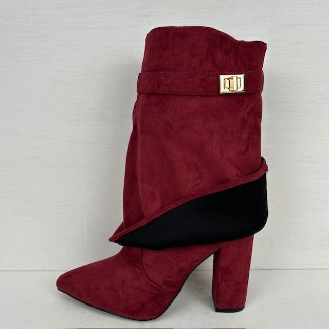 Suèdine cowboylaarzen met flap en bandje rood