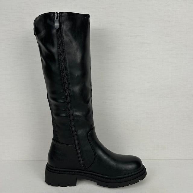 Hoge leatherlook laarzen met gave zool zwart