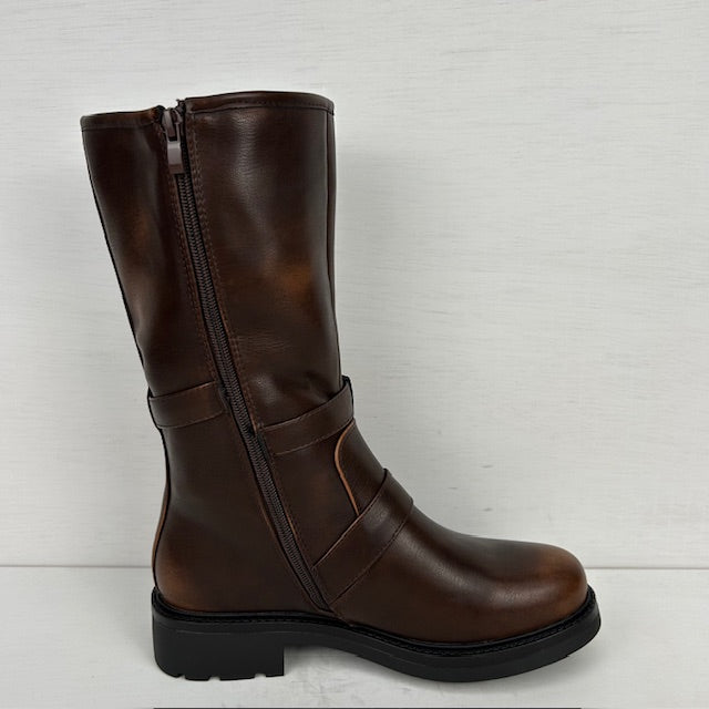 Stoere leatherlook laarzen met leuke details bruin