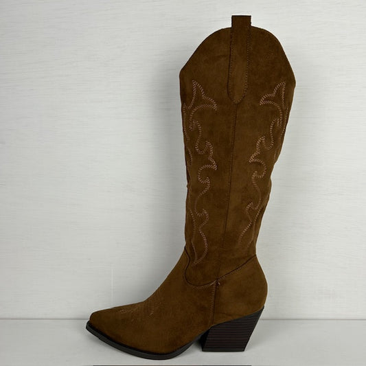 Hoge suèdine cowboylaarzen met elegant hakje bruin