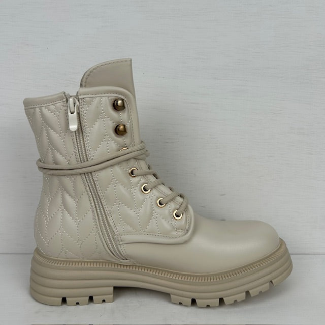 Gave veterboots met padded design beige