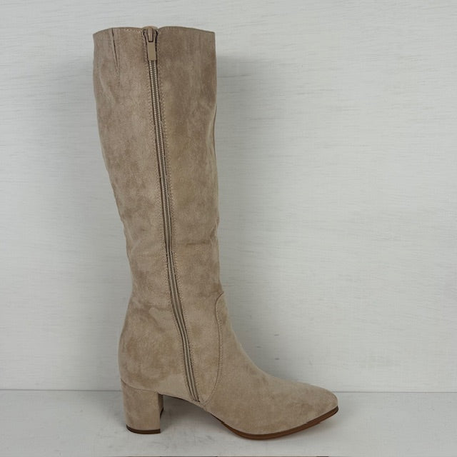 Suèdine cowboylaarzen met elegante hak beige