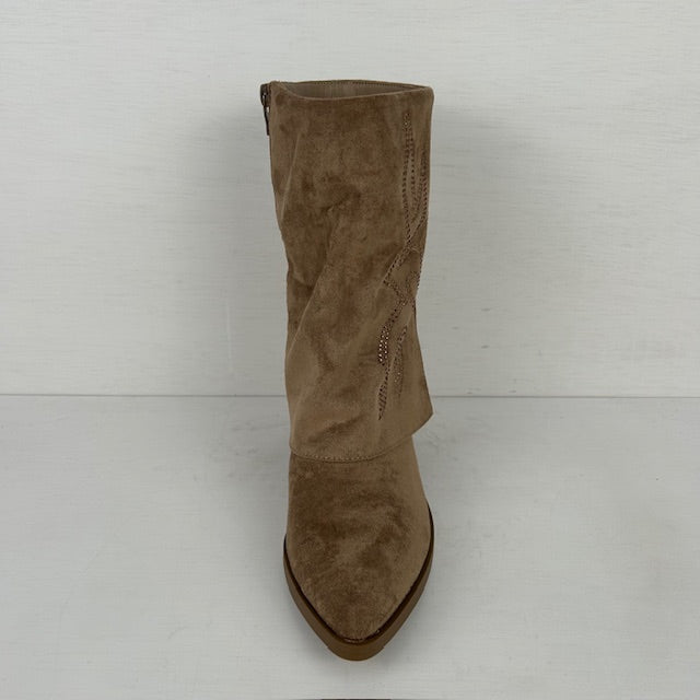 Suèdine cowboylaarsjes met shiny flap taupe