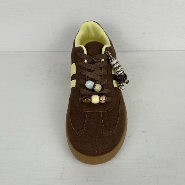 Retro sneakers met leuke details bruin