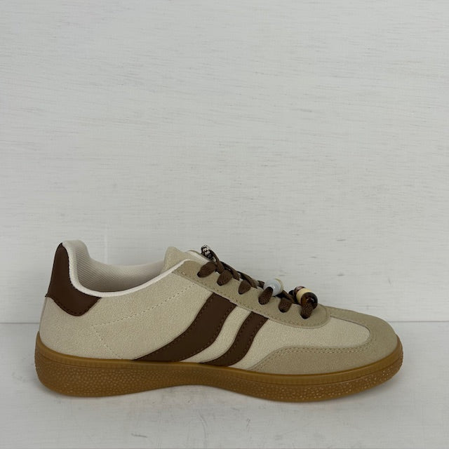 Retro sneakers met leuke details khaki