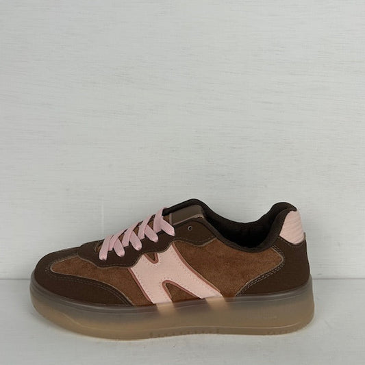 Leuke retro sneakers bruin roze