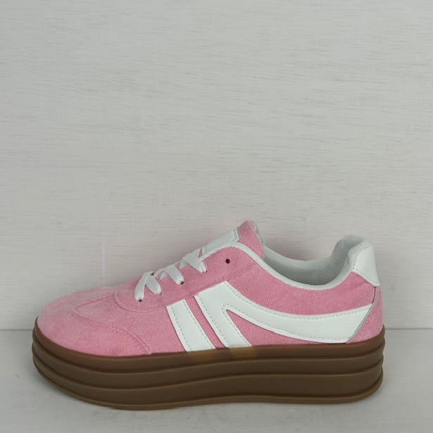 Trendy retro sneakers roze