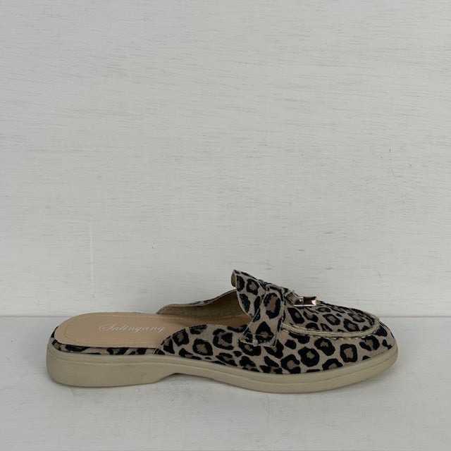 Suèdine espadrilles met panterprint (MAAT 37)
