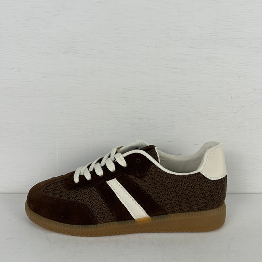 Trendy sneakers met lage retrozool bruin