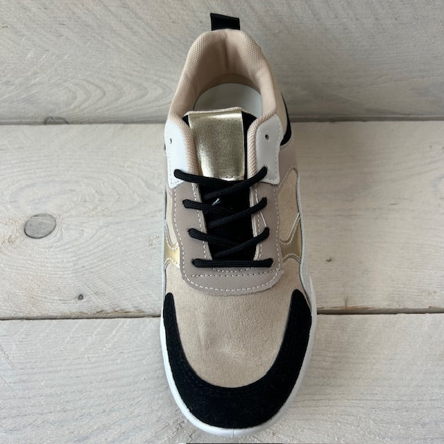 Hippe sneaker zwart goud