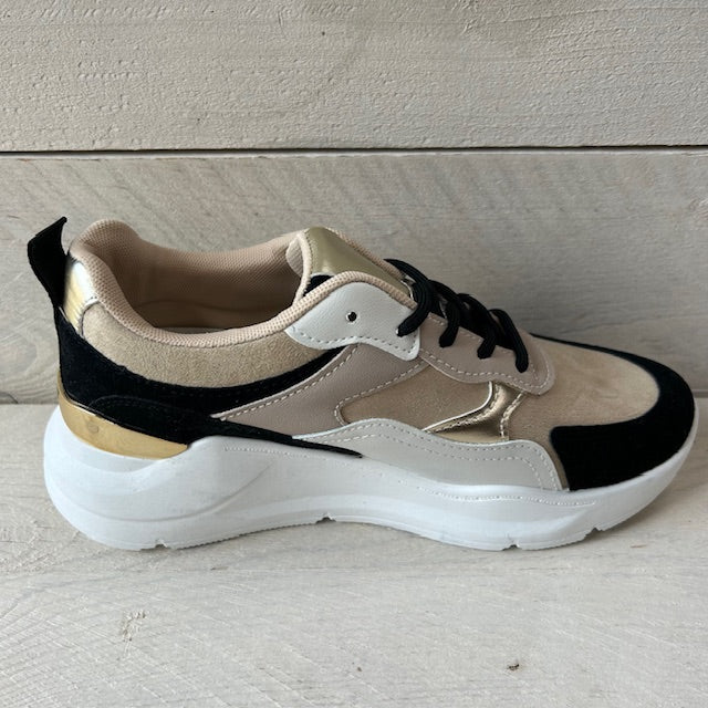 Hippe sneaker zwart goud