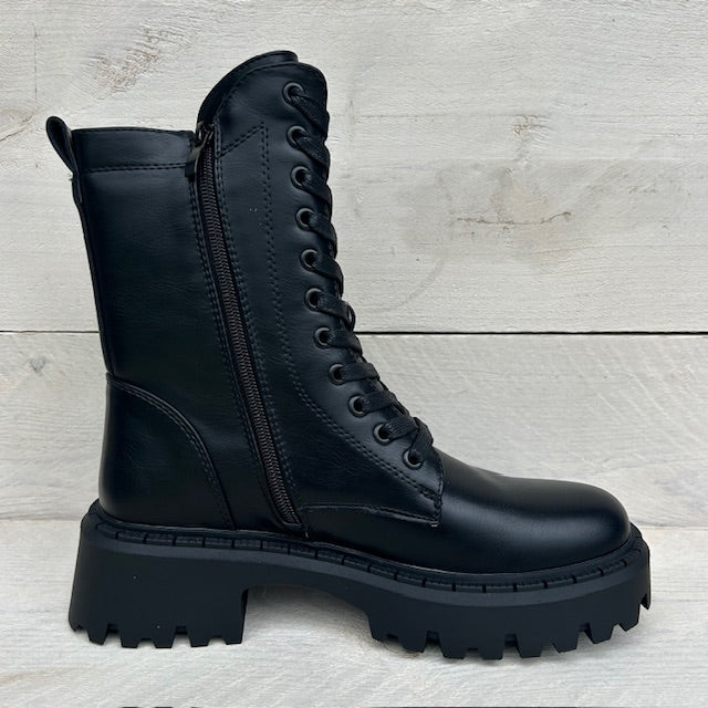 Stoere veterboots zwart