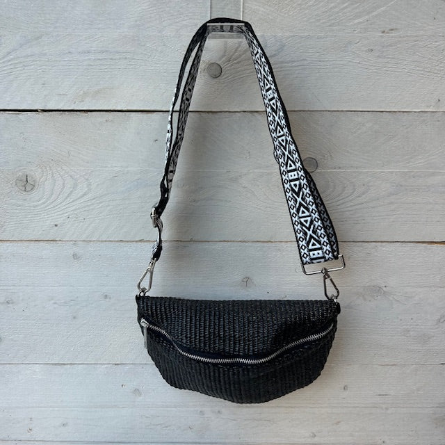 Rieten crossbody tasje zwart