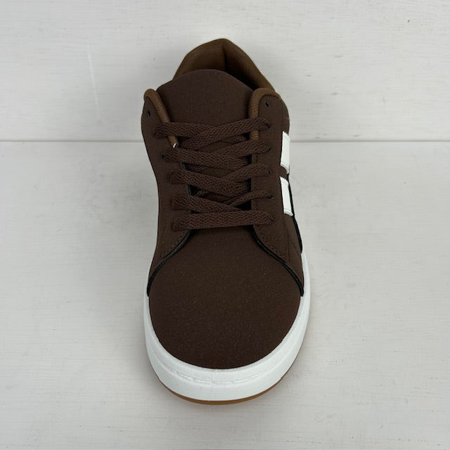 Leuke retro sneakers met witte zool bruin
