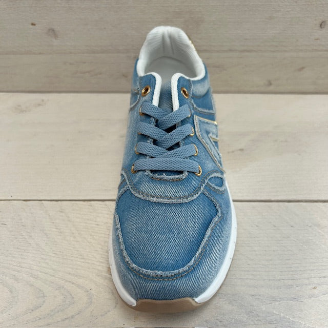 Leuke jeans sneaker lichtblauw