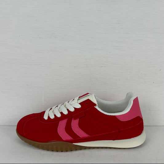 Sportieve sneakers met leuke afwerking rood