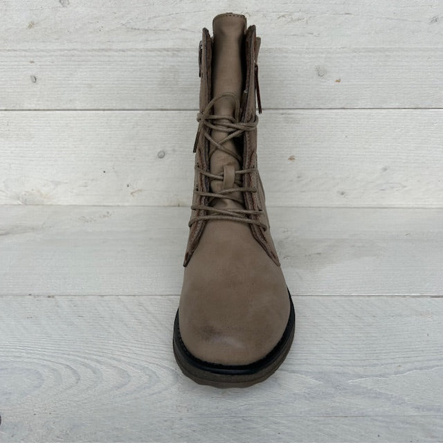 Stijlvolle veterboots khaki