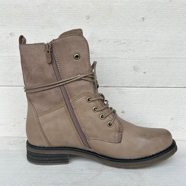 Stijlvolle veterboots khaki