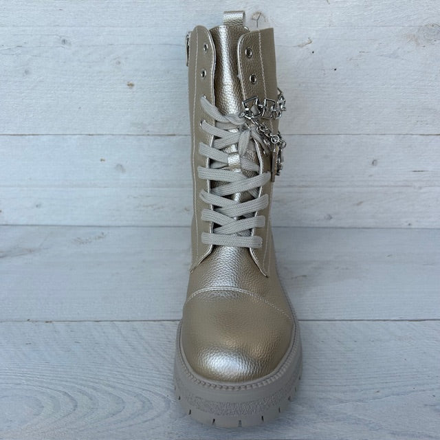 Sierlijke veterboots goud