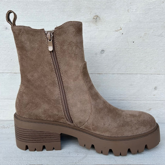 Suèdine boots met panterprint taupe