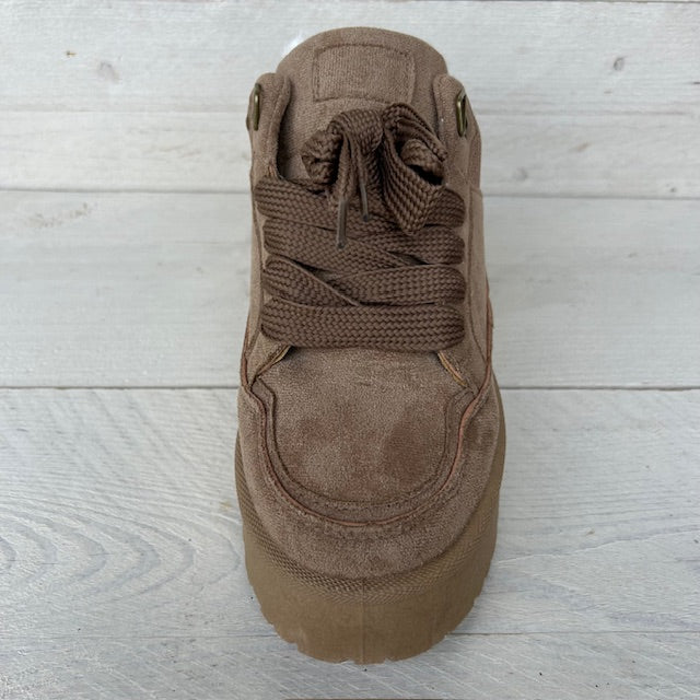 Furry sneakers khaki