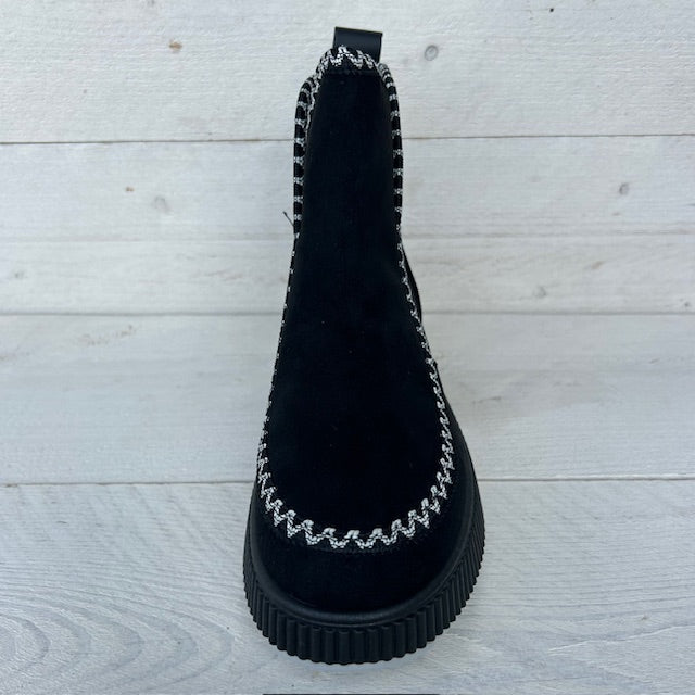 Comfortabele boots met ribbelzool zwart