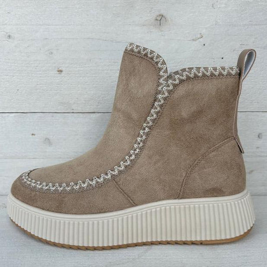 Comfortabele boots met ribbelzool khaki