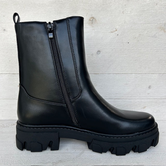 Tijdloze leatherlook boots zwart