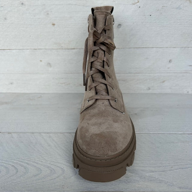 Suèdine veterboots met sierrits khaki