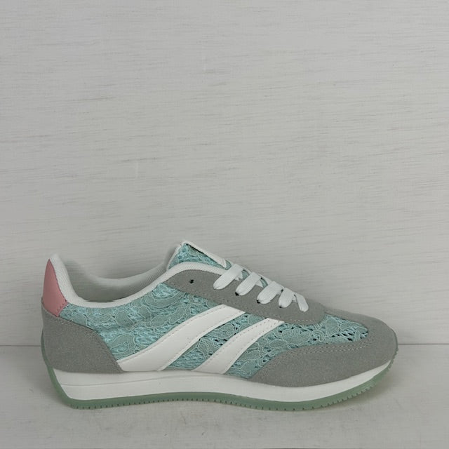 Sportieve sneakers met leuk design groen