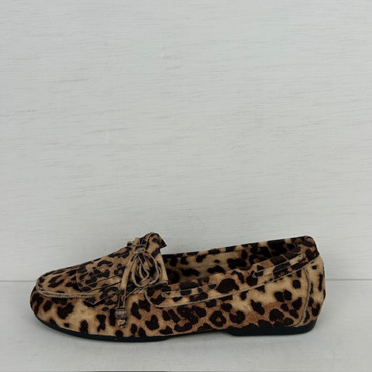 Suèdine instappers met franjes panter