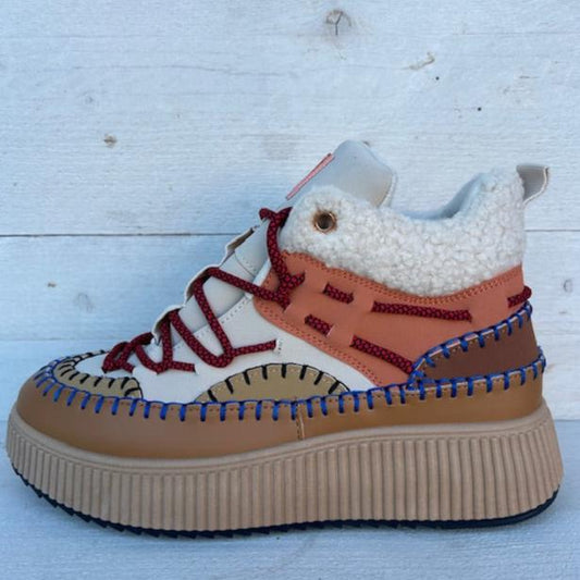 Hippe sneakers met ribbelzool camel