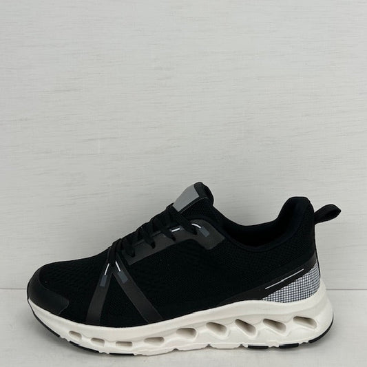 Sportieve sneakers met leuke zool zwart