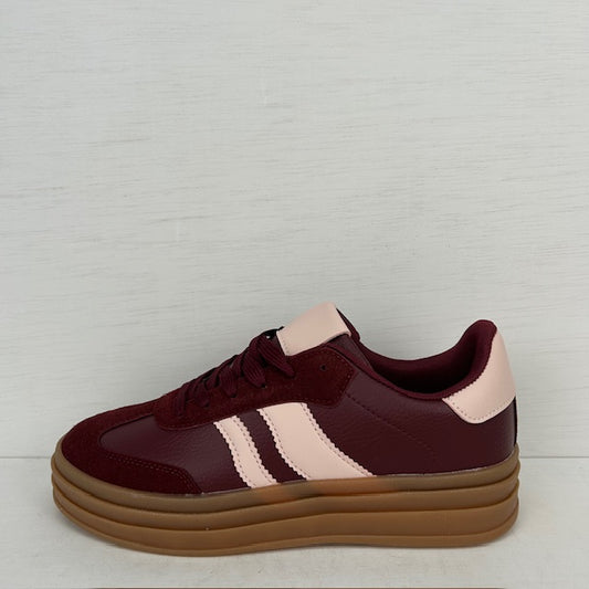 Gave sneakers met retrozool rood