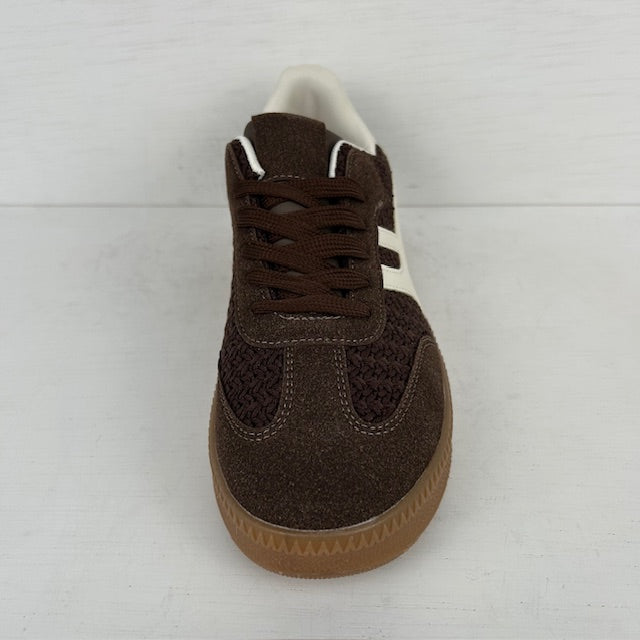 Trendy retro sneakers met gevlochten motief bruin